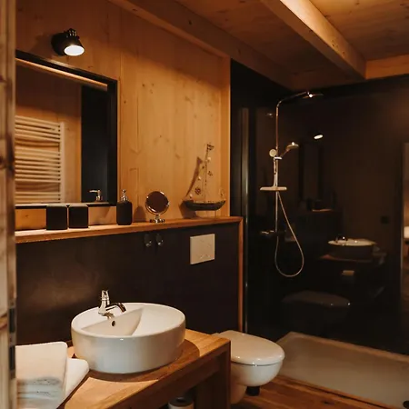 木屋 Oberwald Chalets 2 *